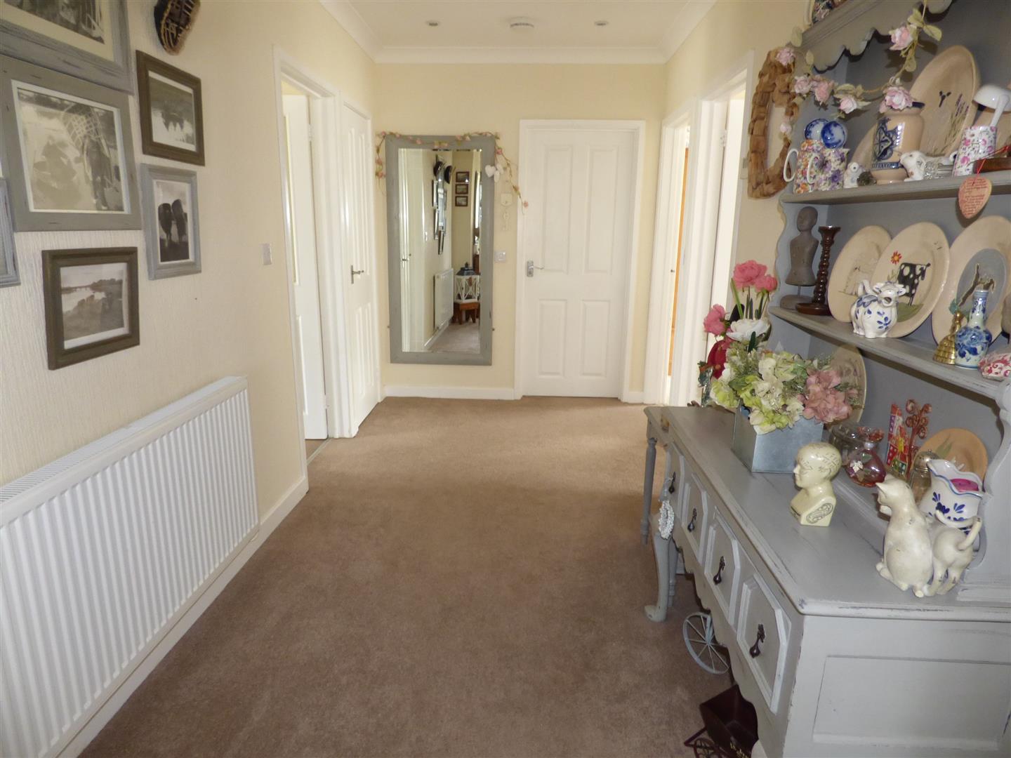 RECEPTION HALLWAY